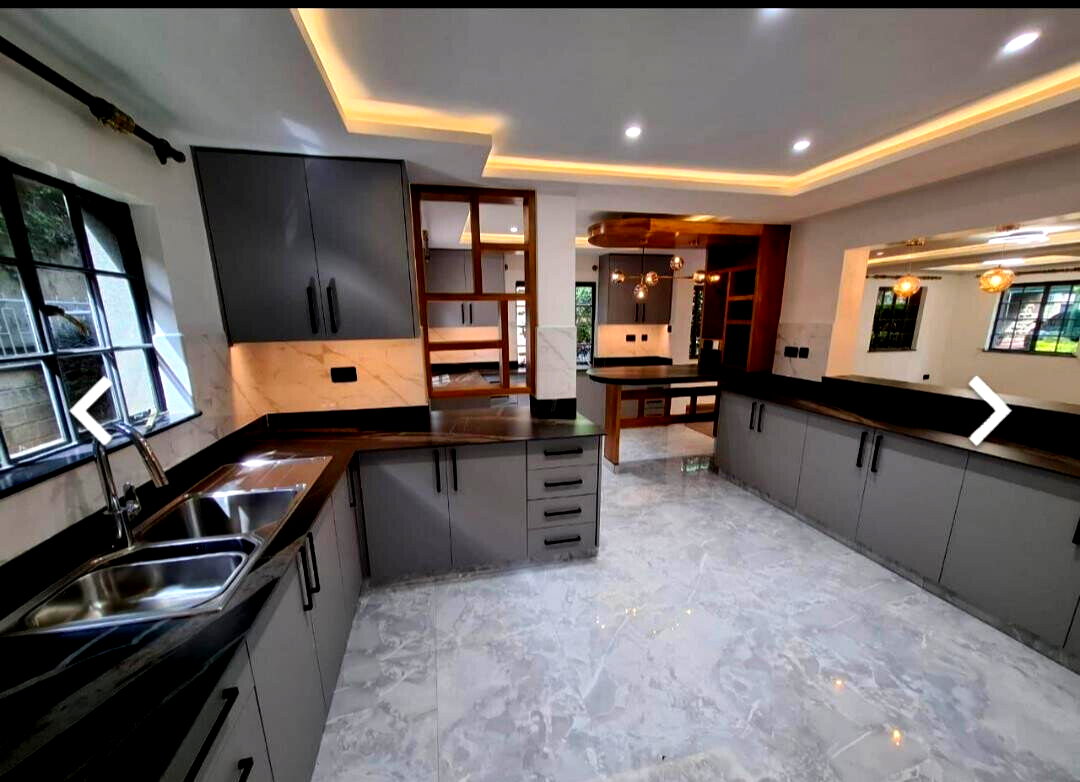 4BR Townhouse with 2 DSQs & Landscaped Gardens - Kileleshwa