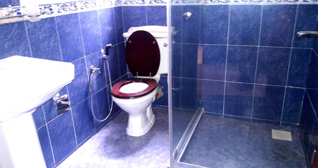 4-Ensuite Townhouse with DSQ & TV Room - Grevillea Grove, Westlands