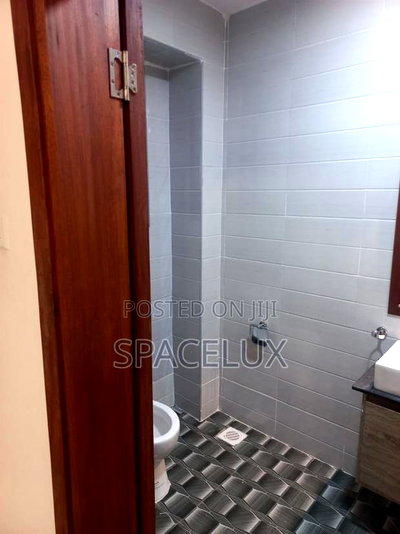 4bdrm Apartment in Parklands for sale - Image 11