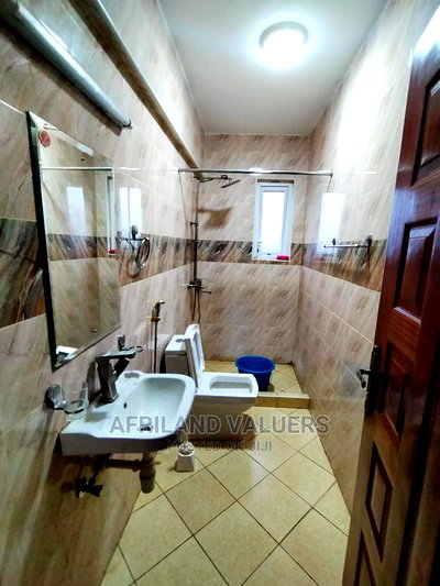 4bdrm Apartment in Parklands Square for Sale - Image 6