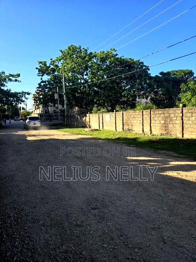1/4 Acre Plot for Sale Nyali - Image 2