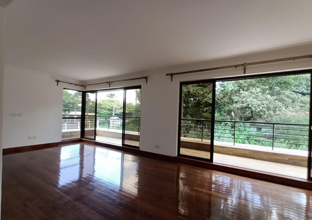 Kaputei Gardens 4BR Townhouse with Study & Solar - Lavington