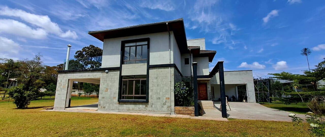 5-Ensuite Villa with Forest Views & Clubhouse – Karen