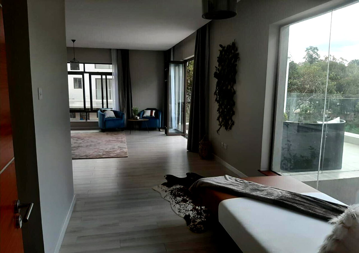 5-Ensuite Villa with Forest Views & Clubhouse – Karen
