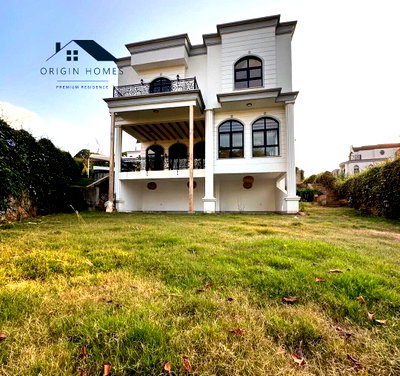KSh 150M 5BR Townhouse with Garden