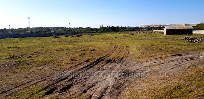 10.5 Acres On Sale In Athiriver - Image 1