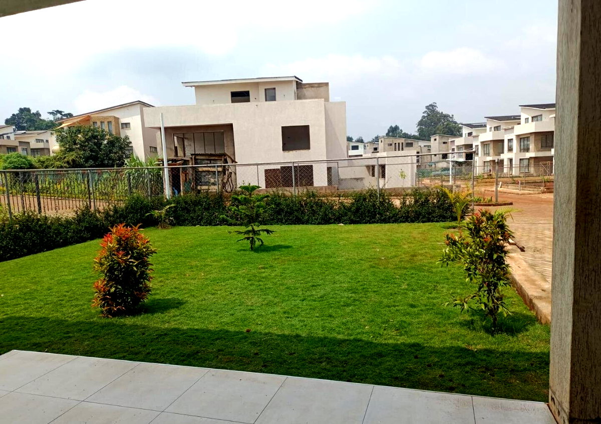 4BR All-Ensuite Townhouse with Pool & Gym Access - Runda