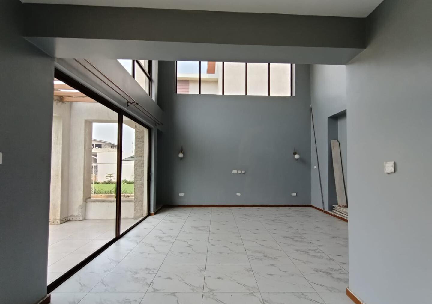 4BR All-Ensuite Townhouse with Pool & Gym Access - Runda