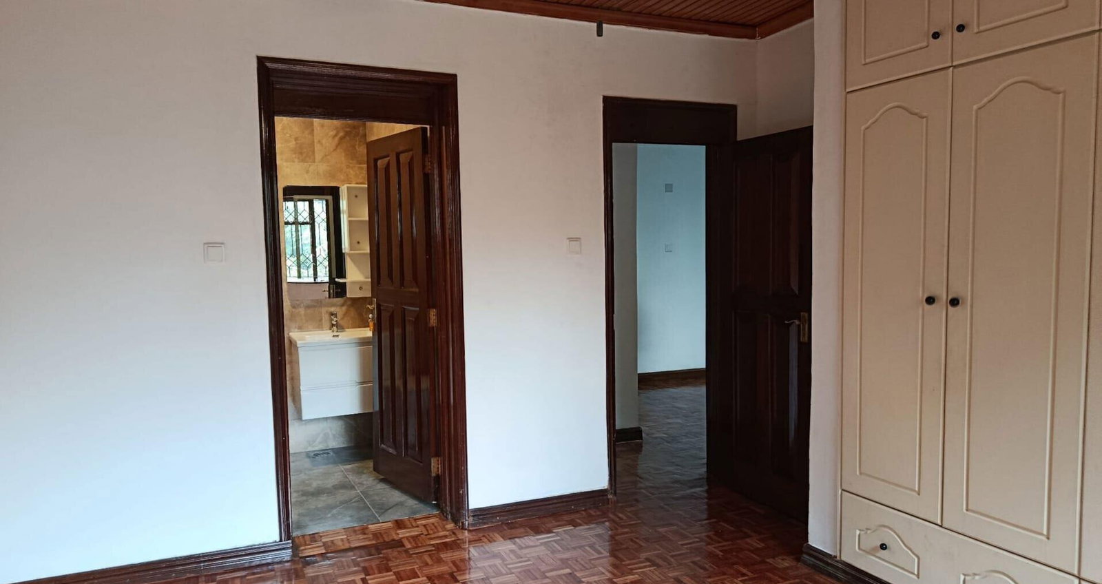 1/2 Acre 5BR Haven at KSh 640K