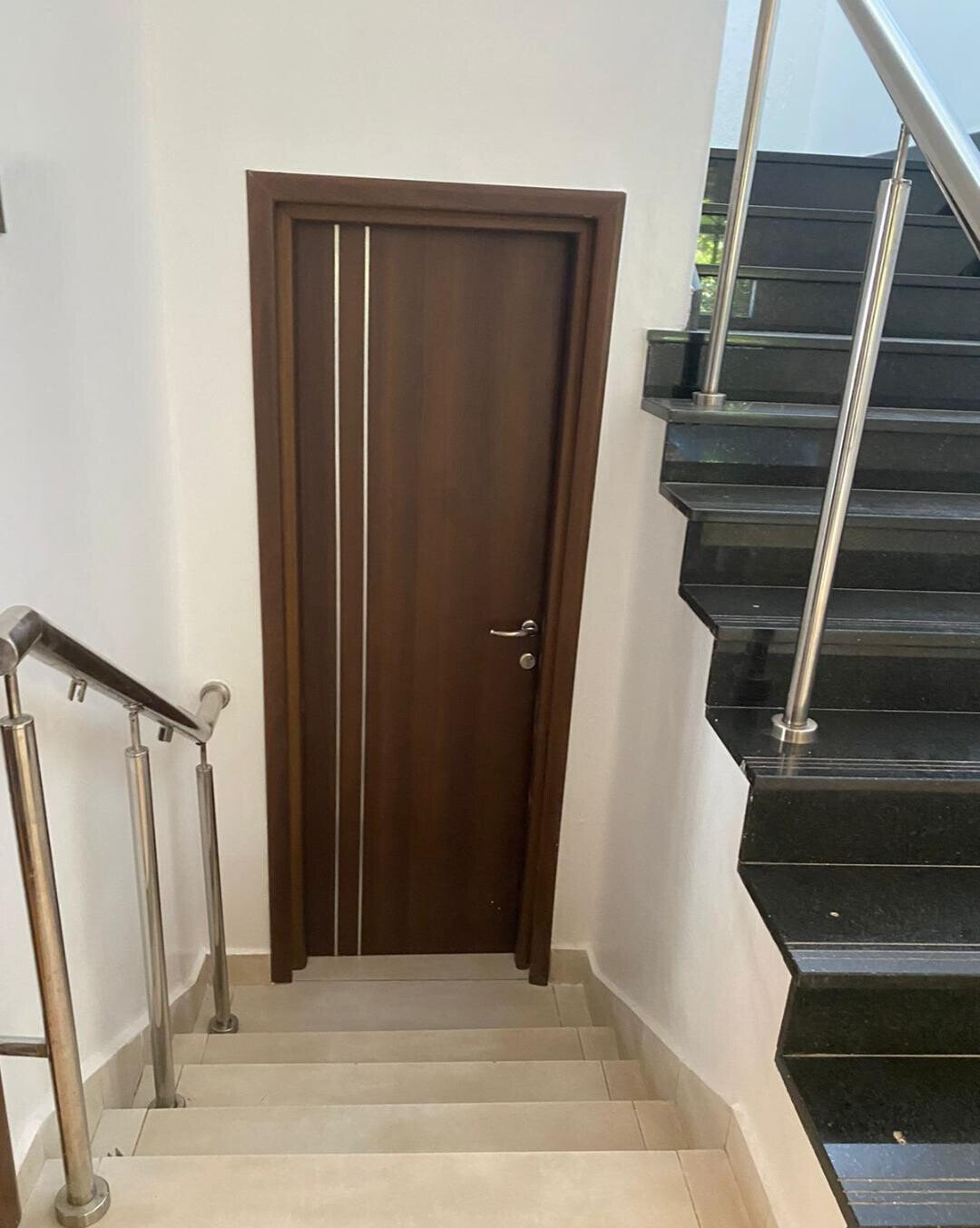 Refurbished 5BR Townhouse with DSQ & Private Garden - Spring Valley