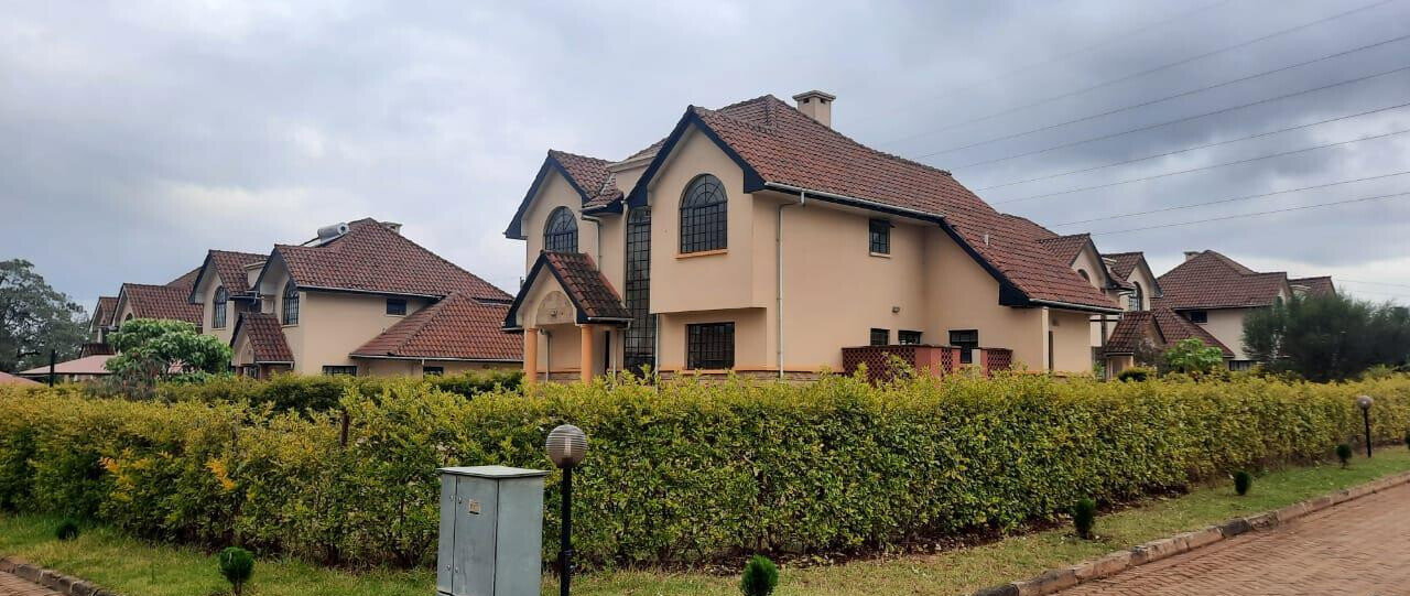 Executive 4BR All-Ensuite Maisonette with DSQ – Redhill, Nairobi