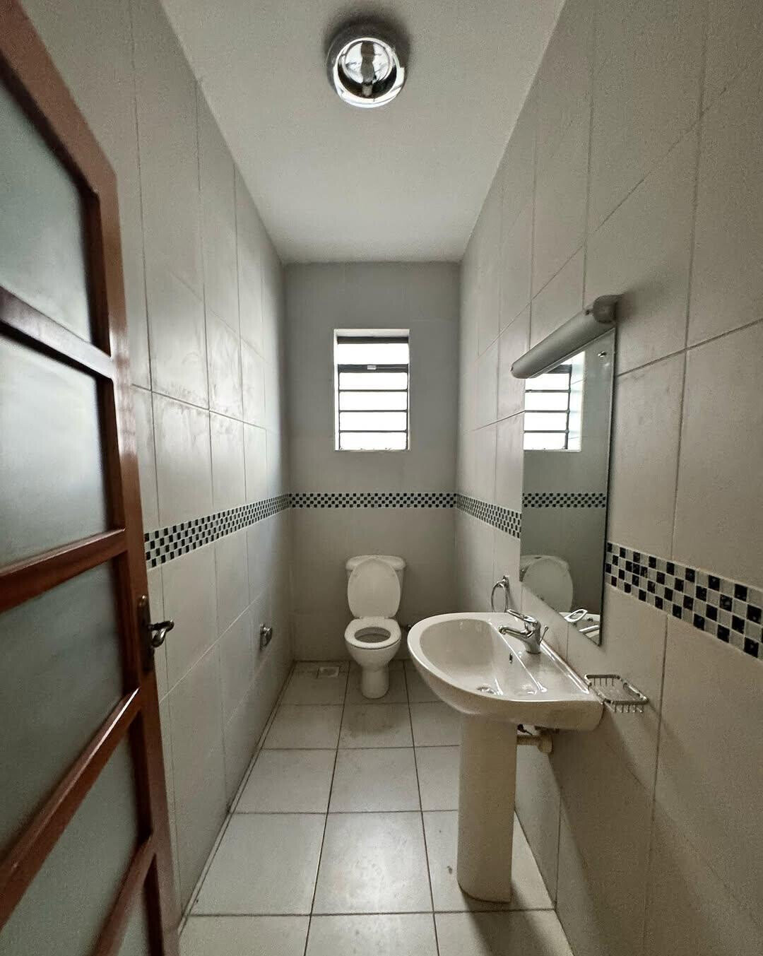 5-Ensuite Townhouse with Rooftop Terrace & Study - Lavington
