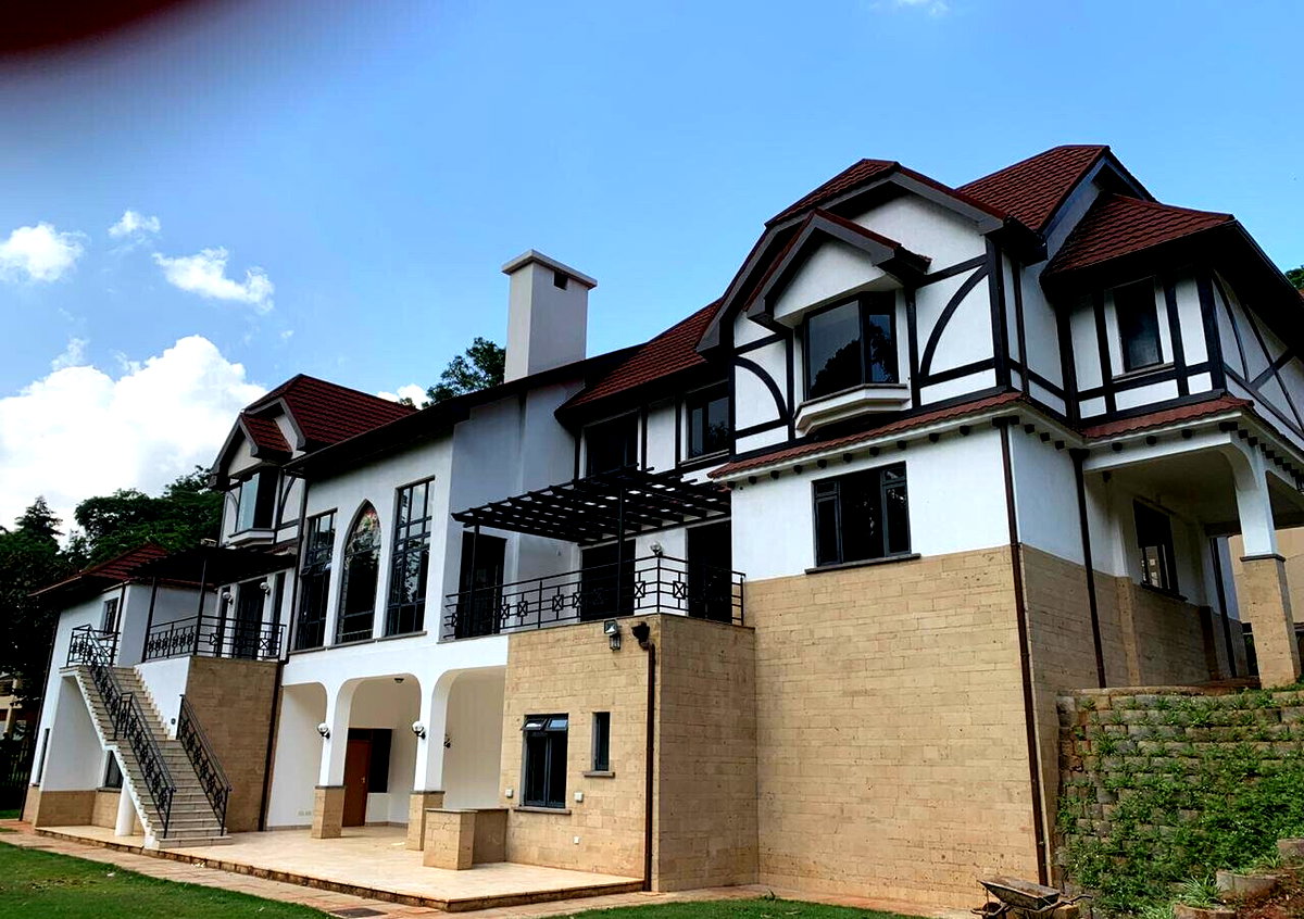 5 En-Suite Townhouse with Fireplace & Prayer Room - Kitisuru