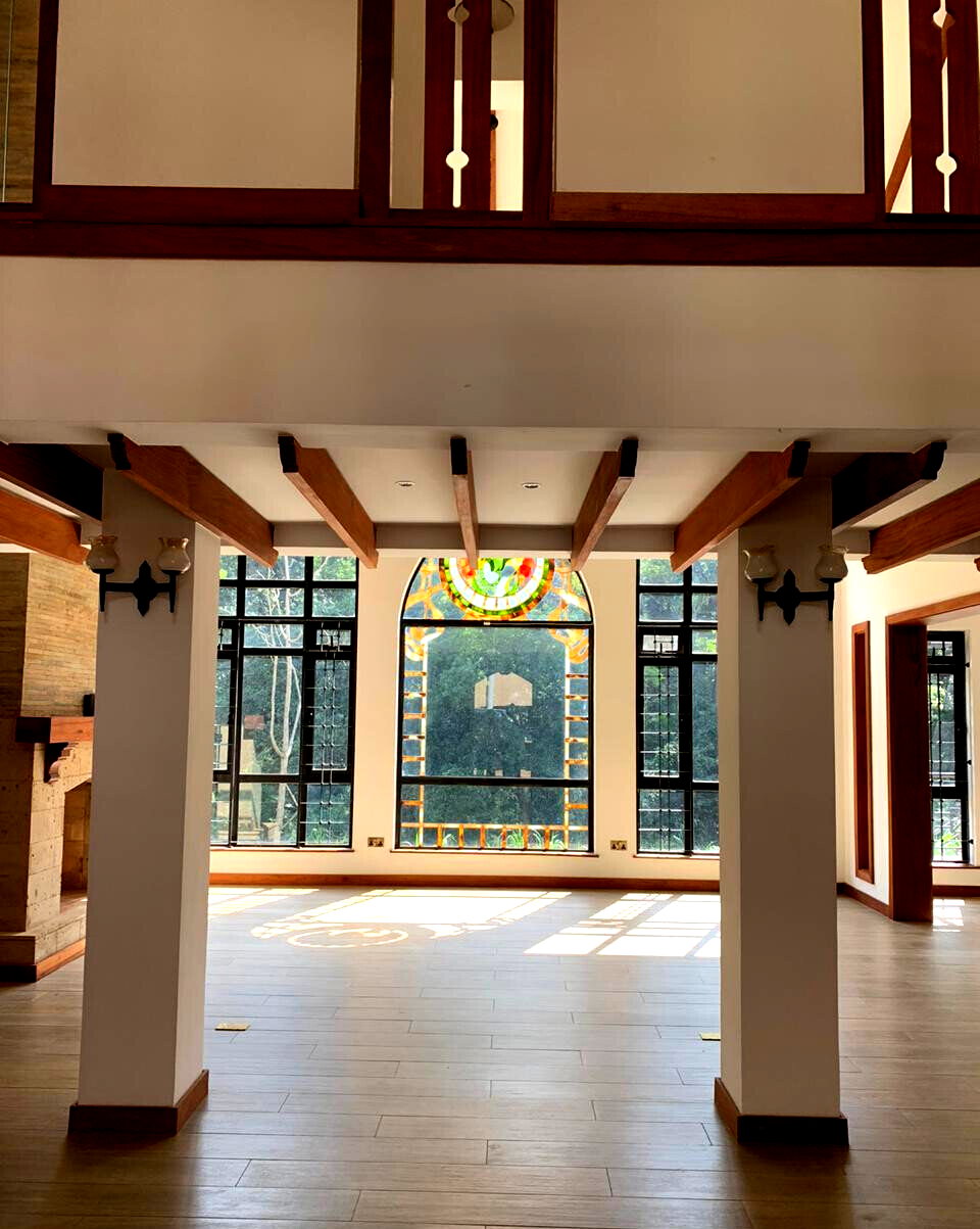5 En-Suite Townhouse with Fireplace & Prayer Room - Kitisuru