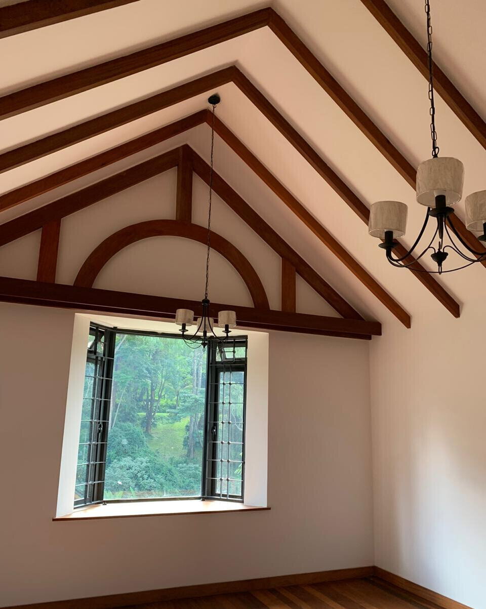 5 En-Suite Townhouse with Fireplace & Prayer Room - Kitisuru
