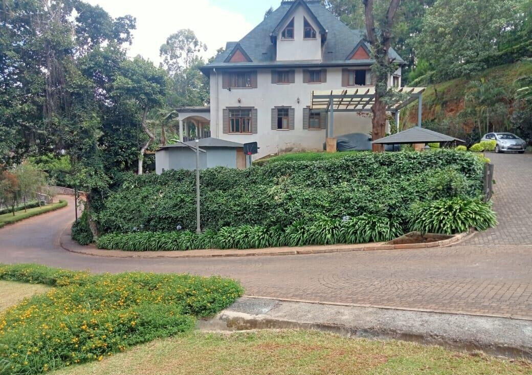4-Ensuite Townhouse with Spa, Gym & Steam Bath on 0.6 Acre - Lower Kabete