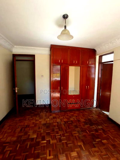 5 Bedroom Maisonette Commercial House for Rent - Image 7