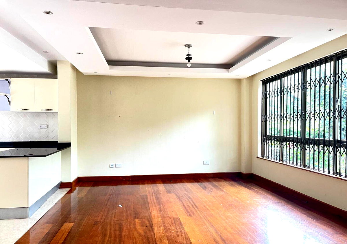 5-Ensuite Townhouse with Fireplace & Open Terrace - Lavington