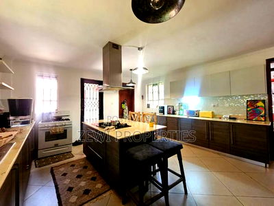 3bdrm Maisonette in Kerarapon for sale - Image 6