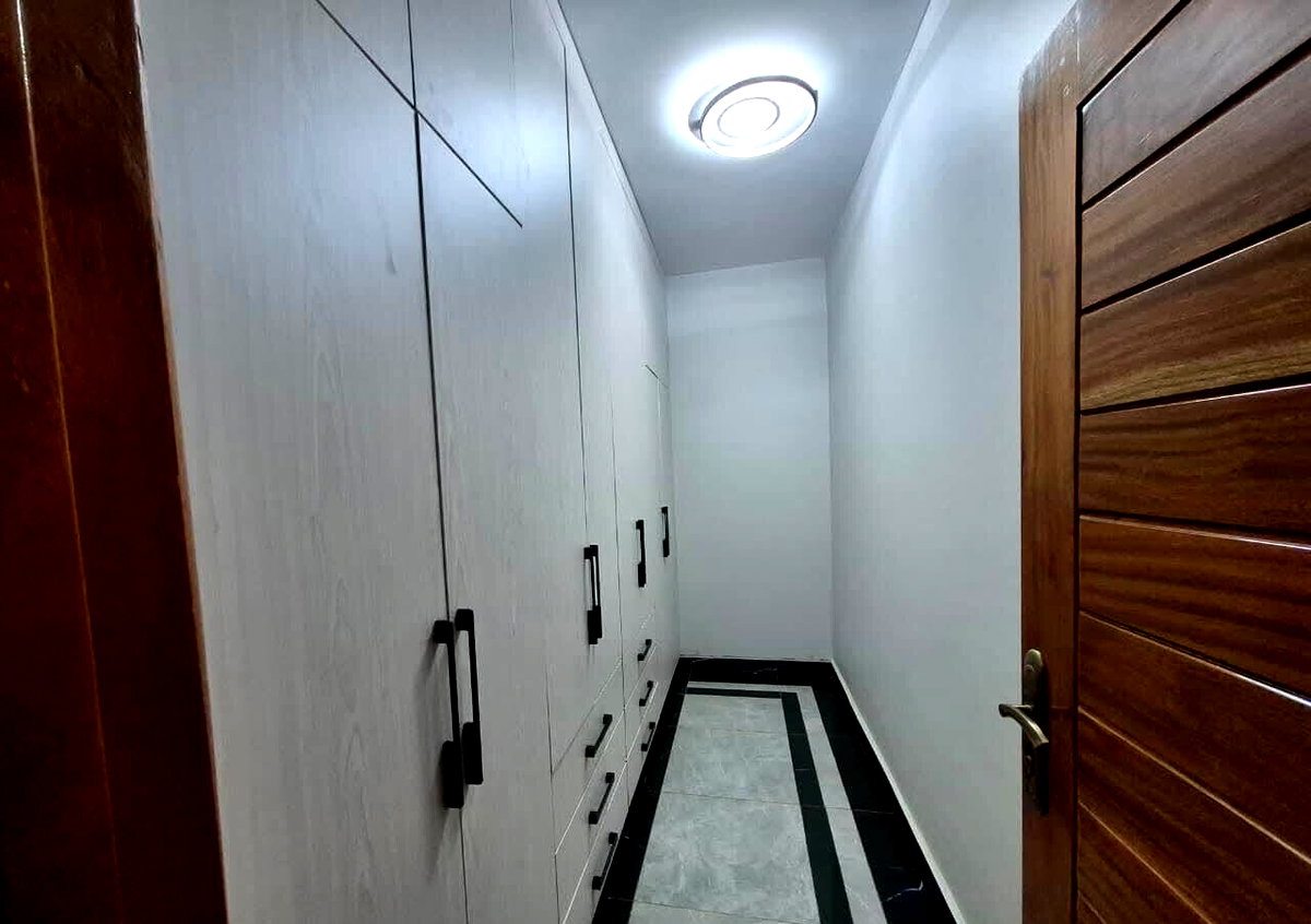 5-Bedroom All-Ensuite Townhouse with DSQ & Private Garden - Runda