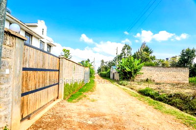 Prime Commercial Plot for Sale in Kikuyu, Thogoto. - Image 2