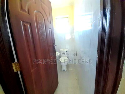 3bdrm Bungalow in Kitengela for sale - Image 15