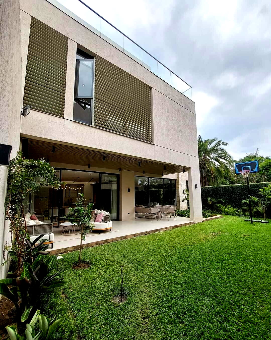 5-Ensuite Smart Townhouse with Mzima Springs View - Lavington