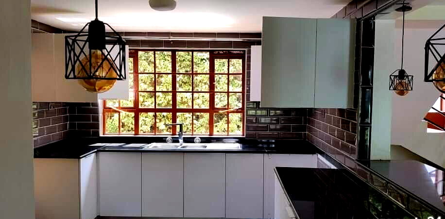 4BR Maisonette on Half Acre at KSh 180K