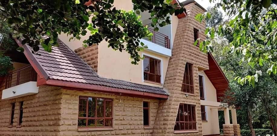 4BR Maisonette on Half Acre at KSh 180K
