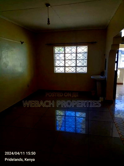 4bdrm Block of Flats in Makumbi Indesign, Hotel 67 Area for rent - Image 7