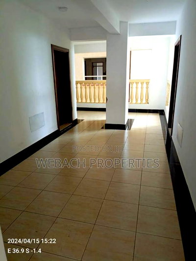 4bdrm Block of Flats in Makumbi Indesign, Hotel 67 Area for rent - Image 4