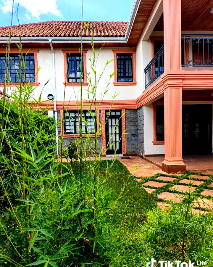 Half Acre 4BR Haven at KSh 600K