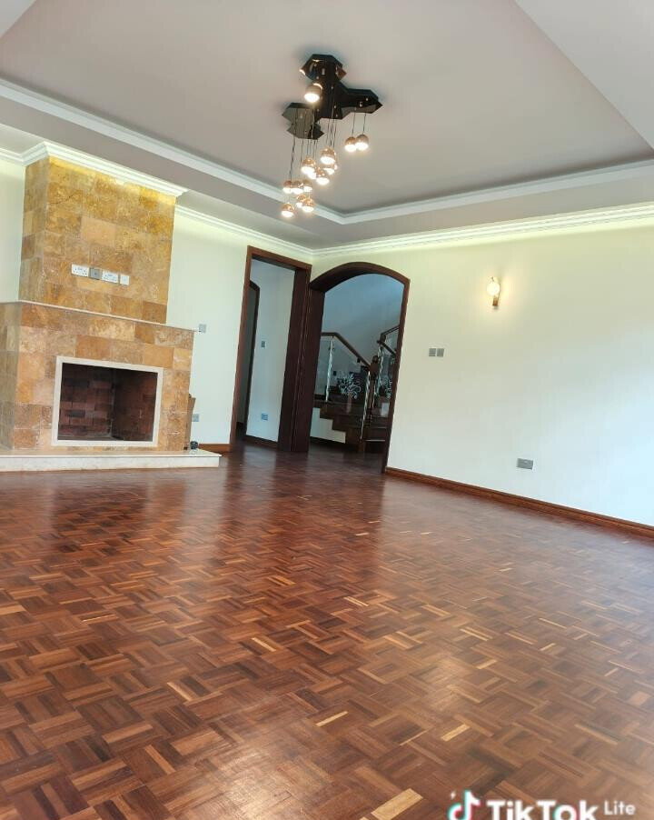 Half Acre 4BR Haven at KSh 600K