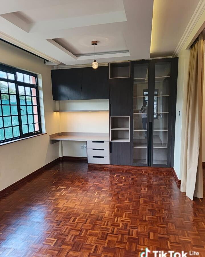 Half Acre 4BR Haven at KSh 600K