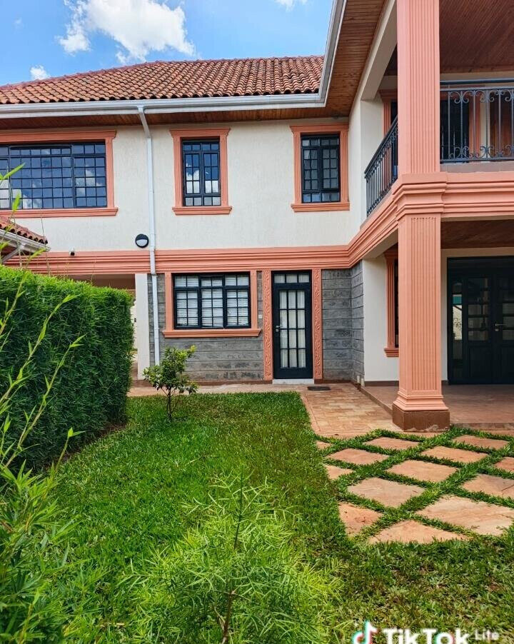 Half Acre 4BR Haven at KSh 600K