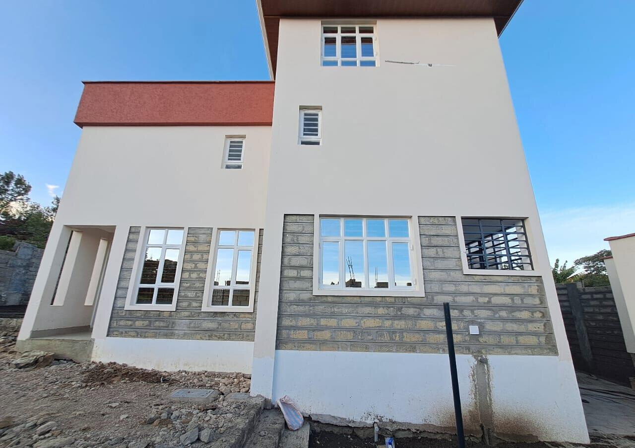 4BR Maisonette with Private Office & Gym - Matasia