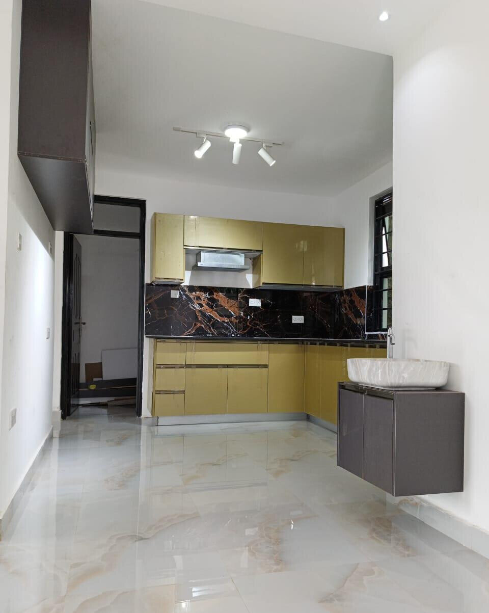4BR All-Ensuite Maisonette with Roof Terrace - Mugutha, Ruiru
