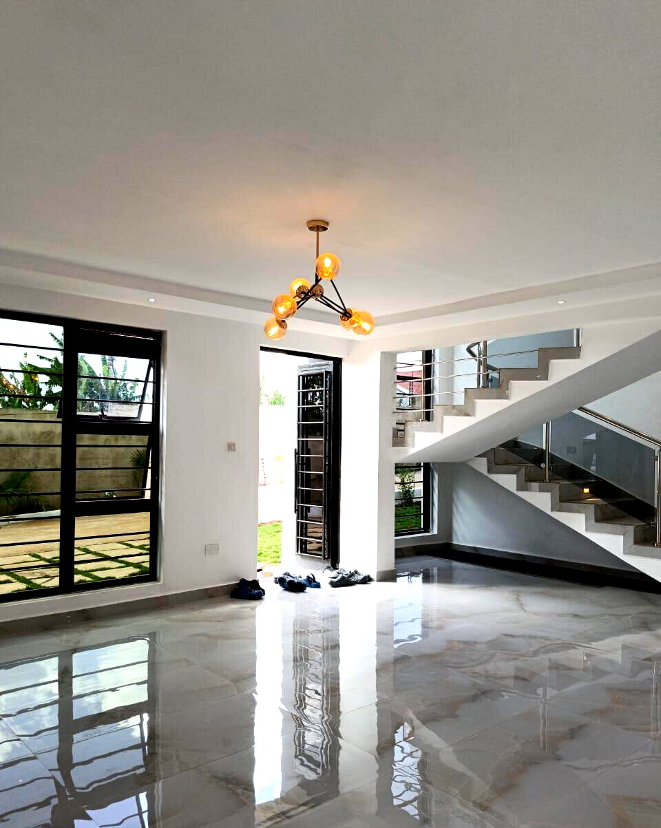 4BR All-Ensuite Maisonette with Roof Terrace - Mugutha, Ruiru