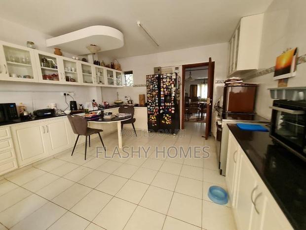 4bdrm Townhouse/Terrace in Westlands, Spring Valley for sale