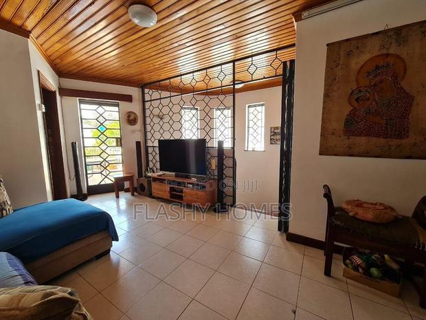 4bdrm Townhouse/Terrace in Westlands, Spring Valley for sale