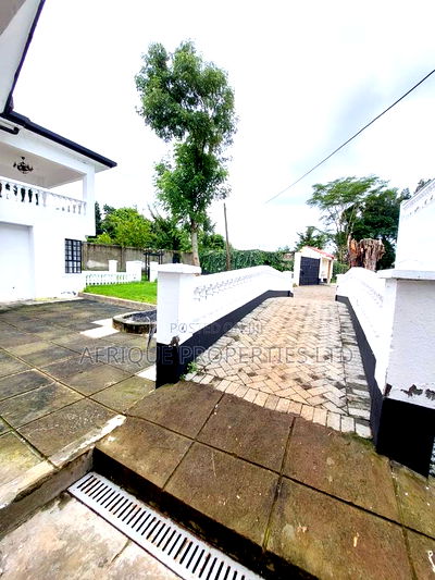 6 Bedroom House Intigoni for a Restaurant. - Image 10