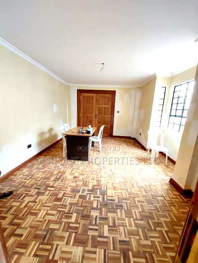 6 Bedroom House Intigoni for a Restaurant. - Image 4