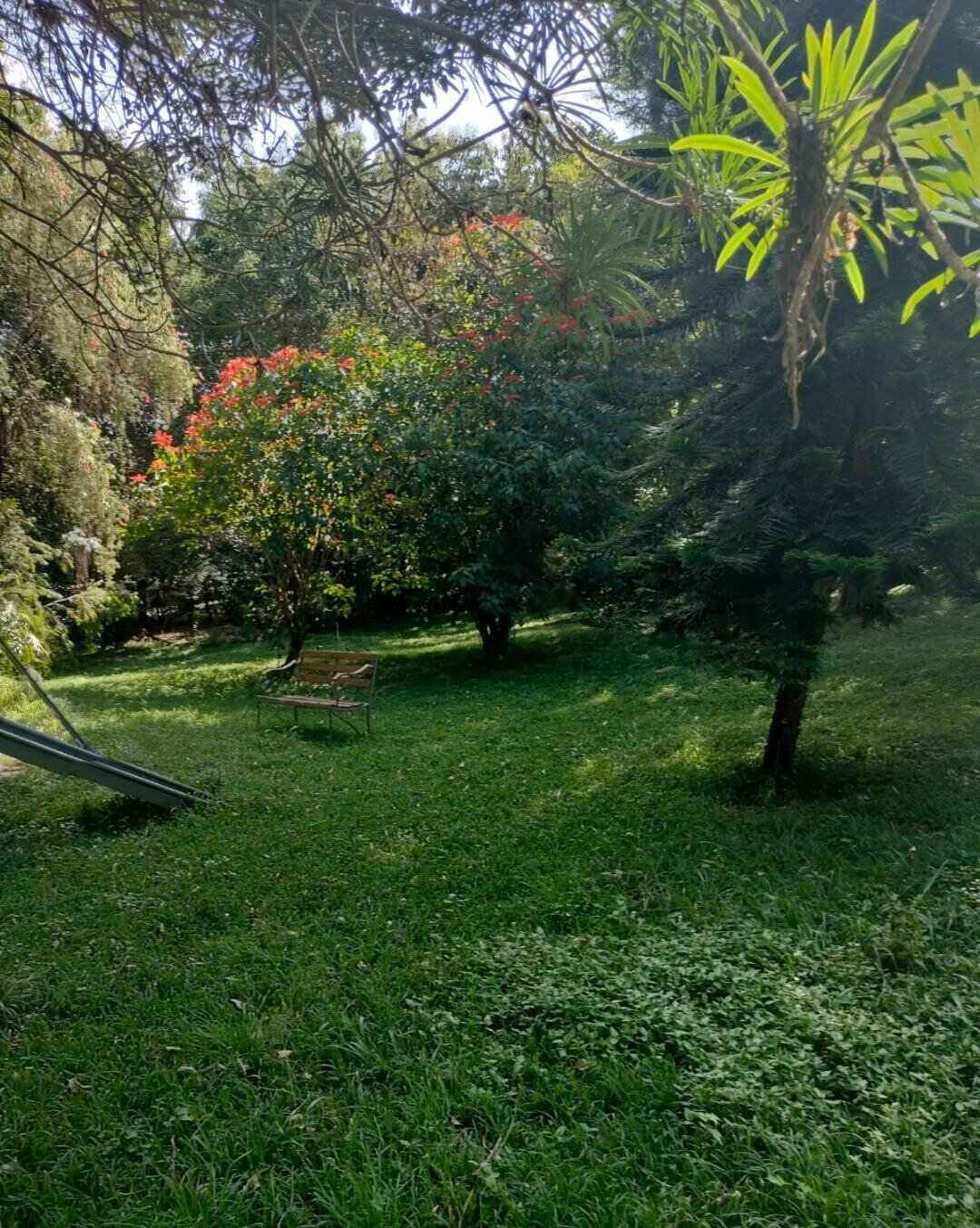 5-Bed Townhouse with Guest House & Pool on 1.3 Acres – Karen