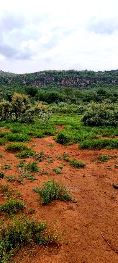 Prime 10 Acres Kimuka Distress Sale at 4m Per Acre - Image 5