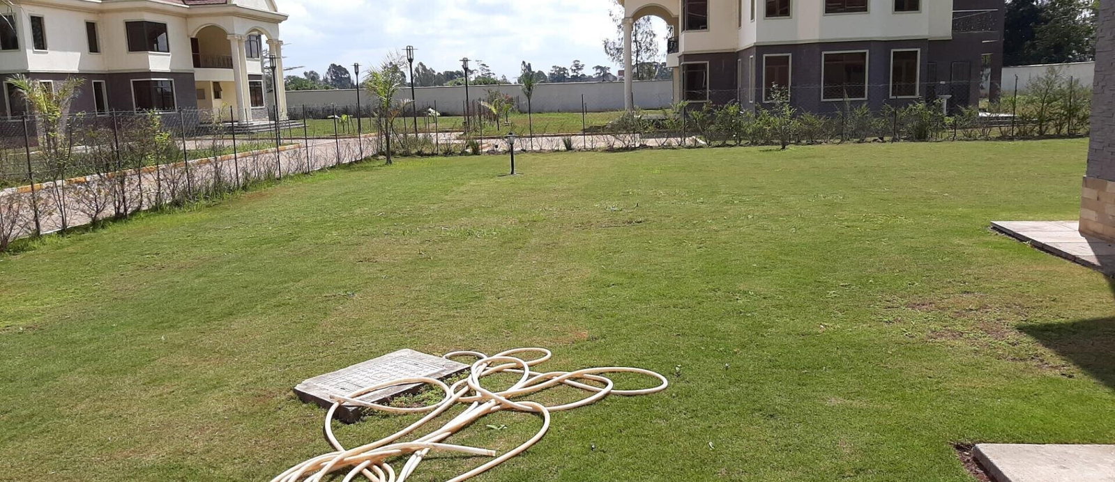 5-Ensuite Townhouse with Fireplace & Staff Quarters – Karen