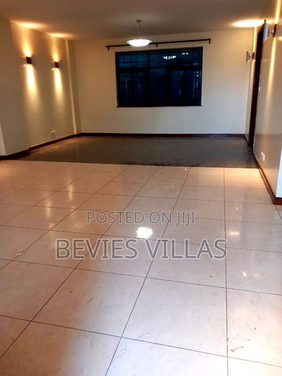 3bdrm Apartment in Parklands for rent - Image 8