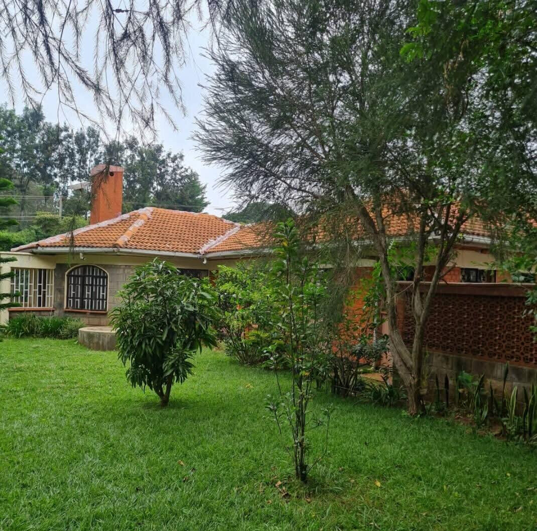 4-Ensuite Standalone Home with DSQ on Half-Acre – Karen Near the Hub