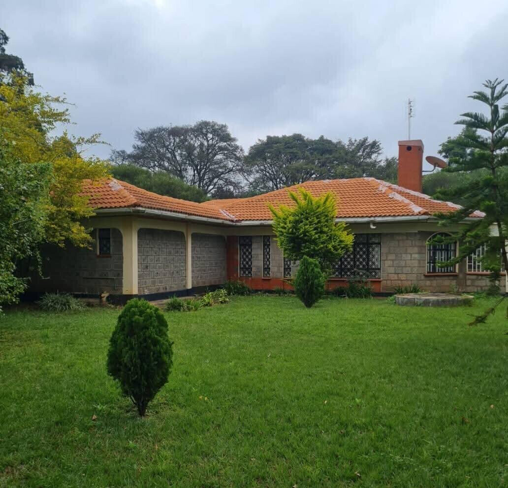 4-Ensuite Standalone Home with DSQ on Half-Acre – Karen Near the Hub