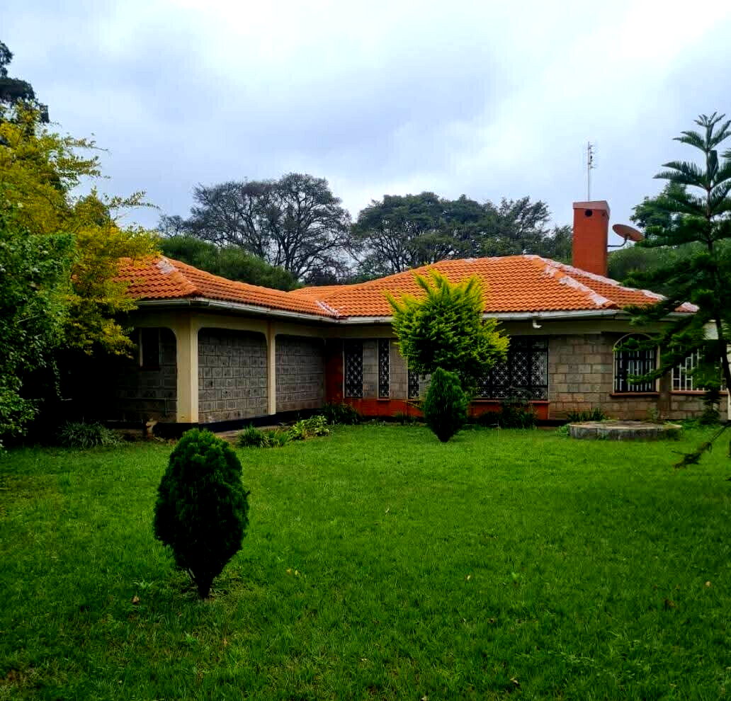 4-Ensuite Standalone Home with DSQ on Half-Acre – Karen Near the Hub
