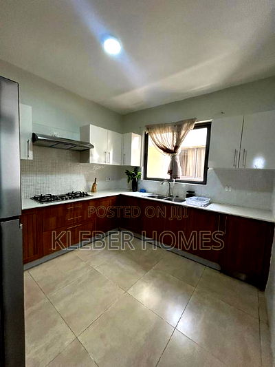 3bdrm Apartment in Kilimani for sale - Image 12